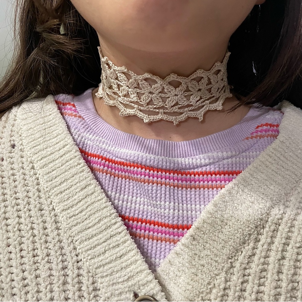 Crochet Choker - Off-White color